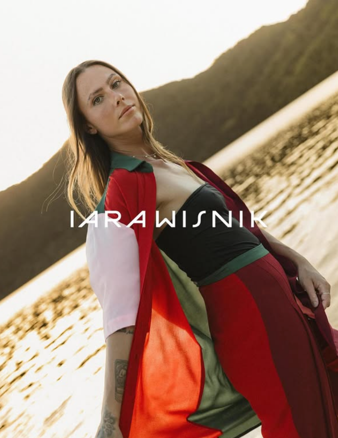 IARA WISNIK